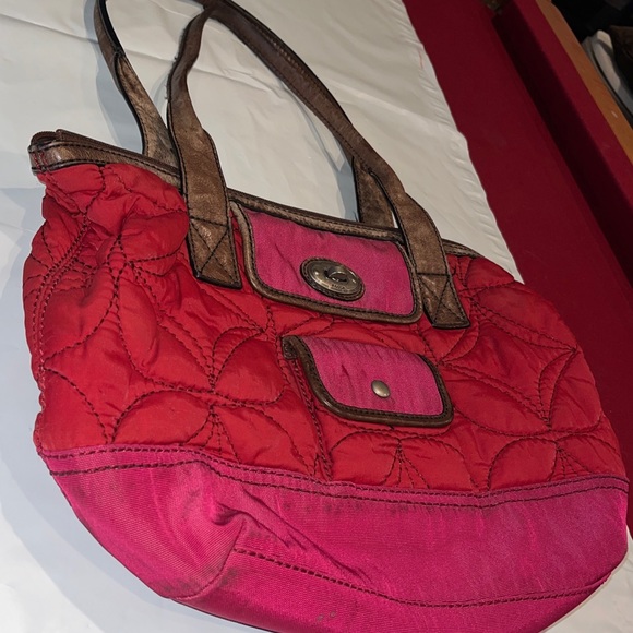 Fossil Key Per RED Handbag Purse Cranberry QUILTED Fabric Brown Leather TOTE 15” - Picture 5 of 14